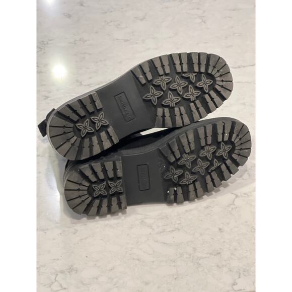 Sincerly Jules Women’s Chelsea‎ Faux Suede Ankle Pull On Chunky Boots Size 6.5 - Picture 8 of 9